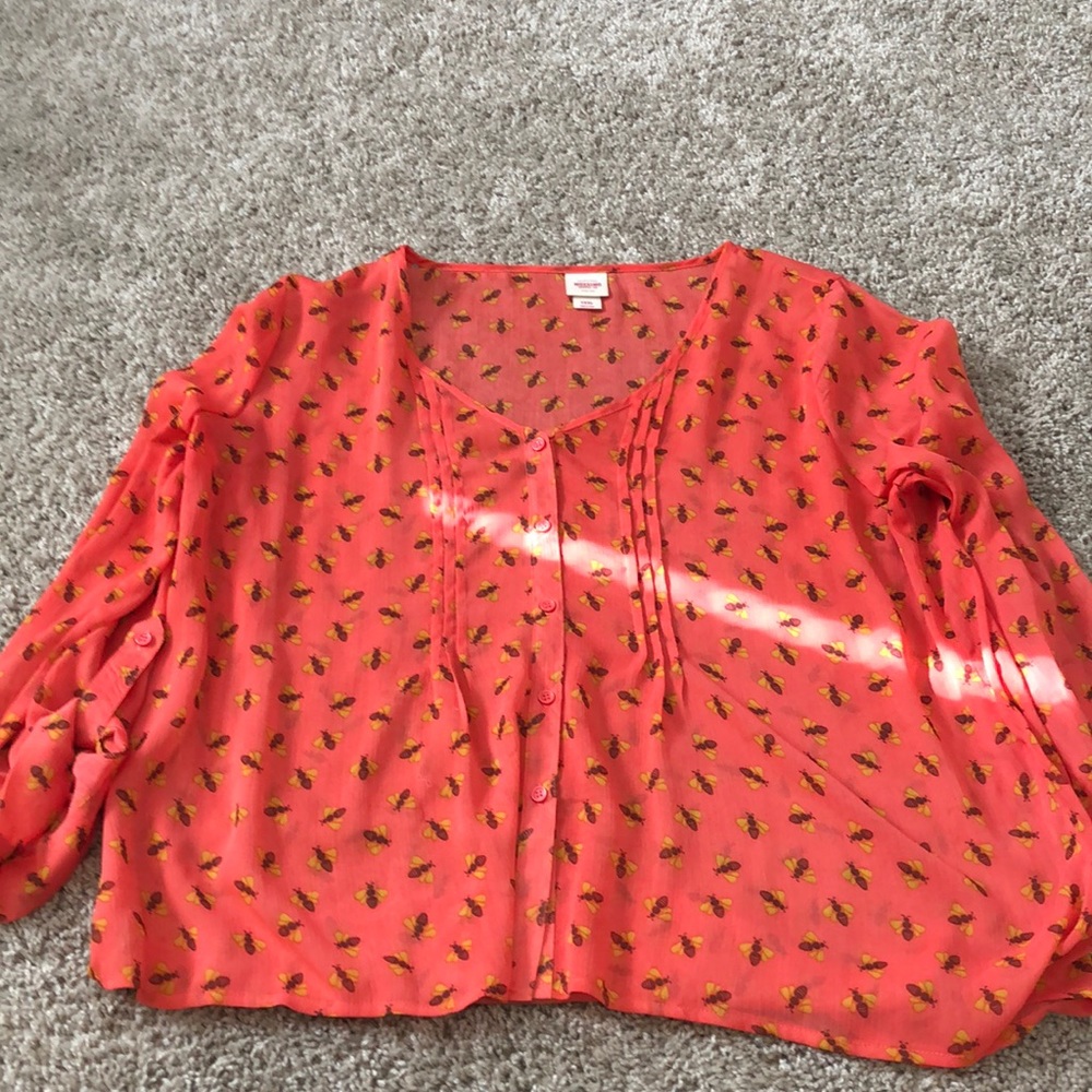 Bumble bee blouse